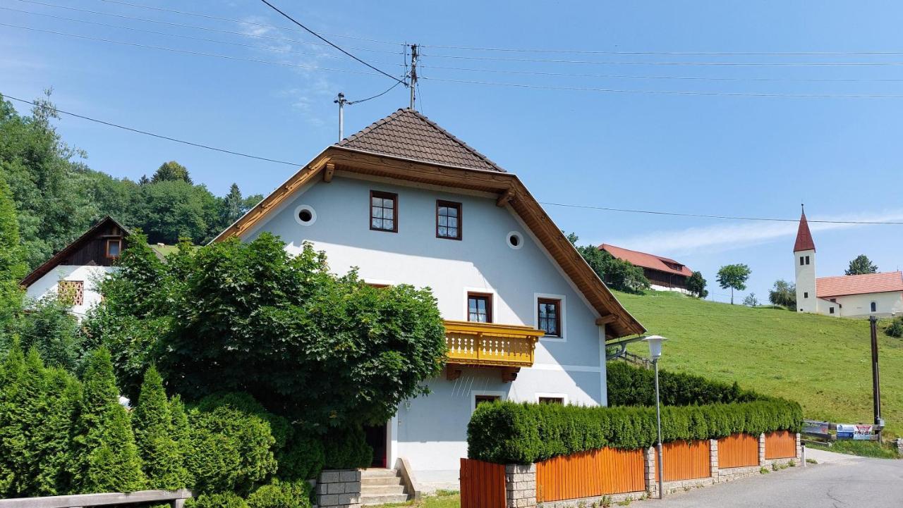 Malerisches Bauernhaus Lieserhofen Luaran gambar